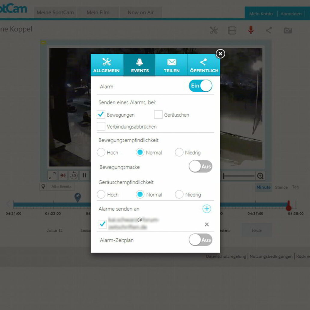 Die SpotCam HD bietet eine Alarmfunktion, die auf Bewegungen und Geräusche reagiert.